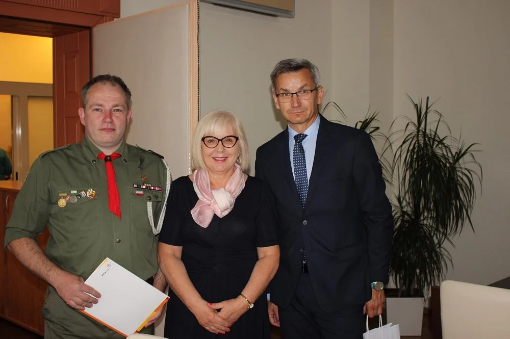 Władze miasta podziękowały rudzkim harcerzom za ich bezinteresowną pomoc seniorom