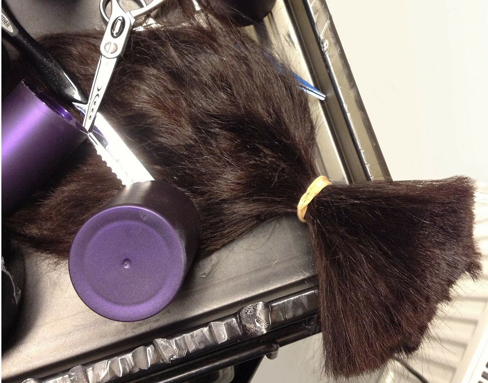 Zetnij włosy na perukę - akcja Szkoły Podstawowej nr 2