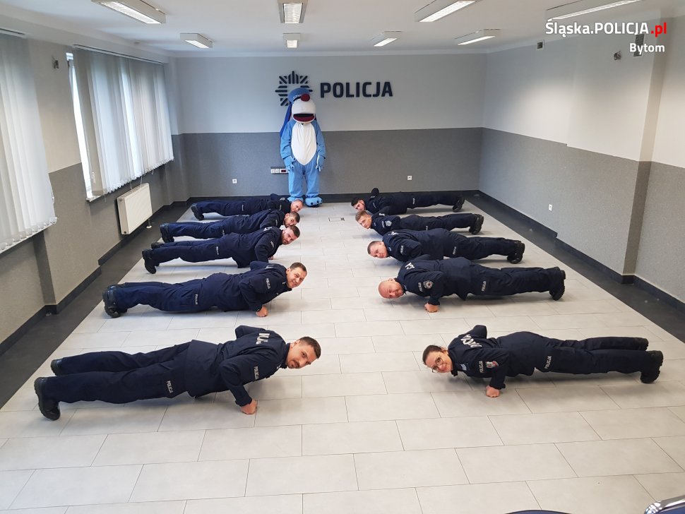 Bytomscy policjanci przyłączyli się do akcji #GaszynChallenge