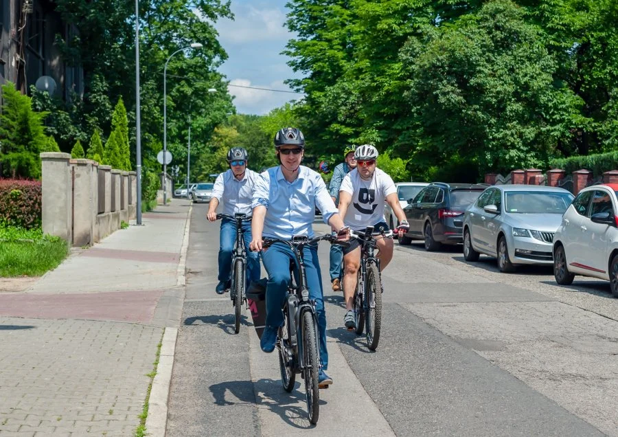 Prezydenci Bytomia na rowerach elektrycznych