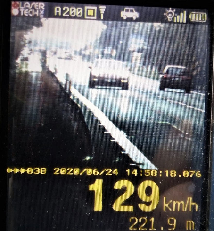 61-latka pędziła z prędkością 129 km/h. Straciła prawo jazdy