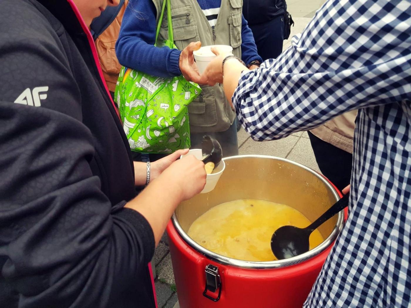 Zupa w Kato chce parzyć dobroczynną kawę, możesz w tym pomóc!
