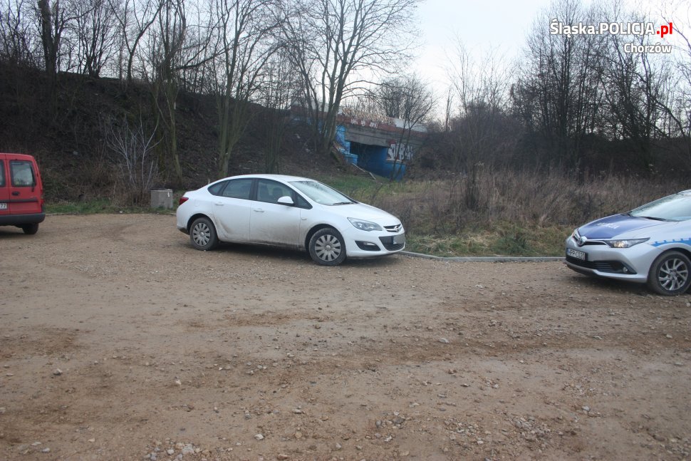 Uciekał przed policyjnym pościgiem. To jednak nie wszystko, mężczyzna usłyszał 65 zarzutów