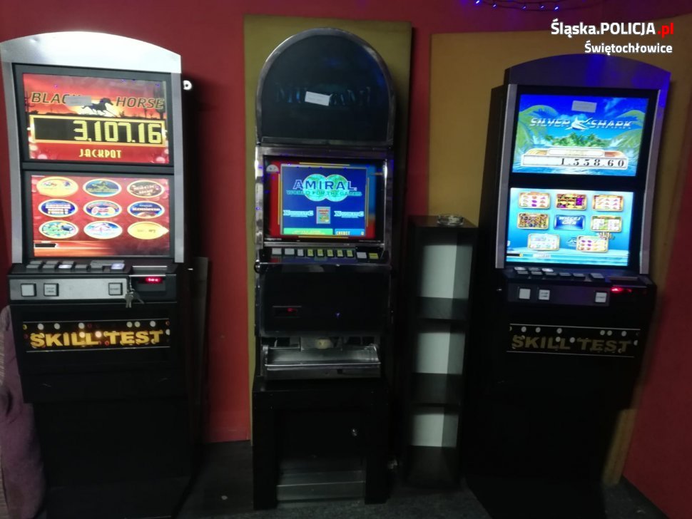 Świętochłowiccy policjanci zarekwirowali kolejne nielegalne automaty do gier hazardowych