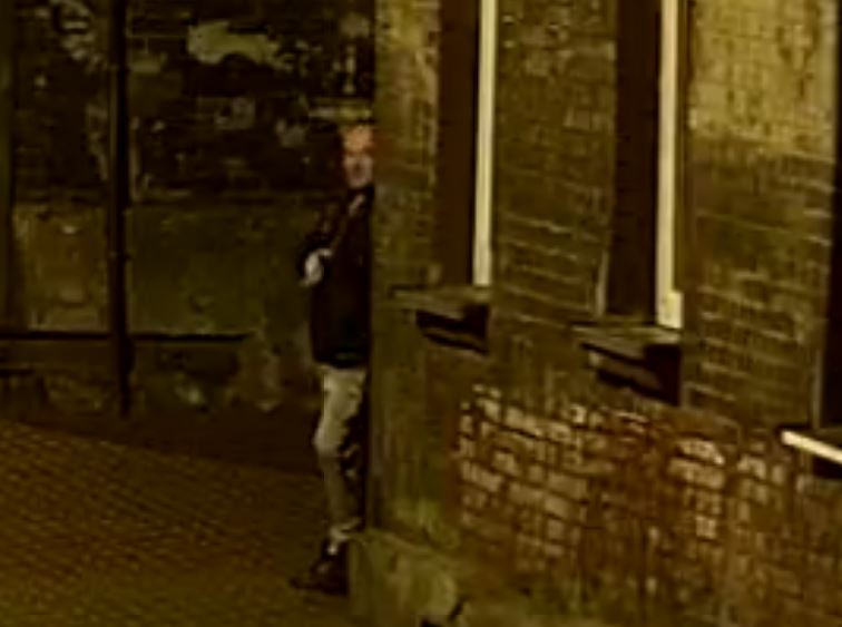 Policjanci z Świętochłowic poszukują sprawcy kradzieży motoroweru