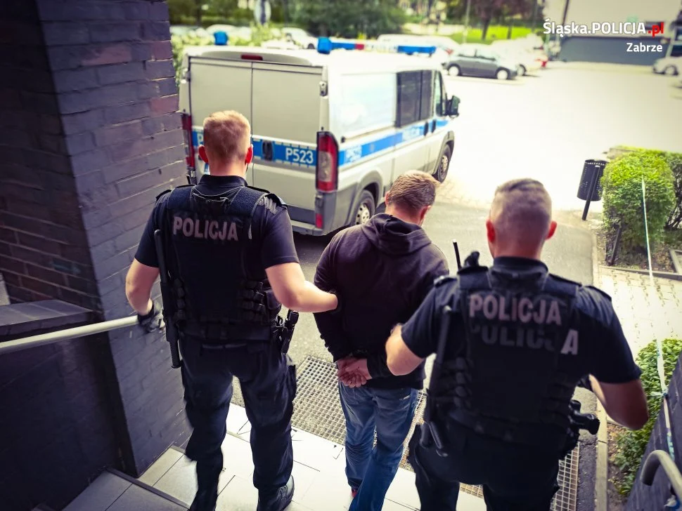 Zabrzańscy policjanci zatrzymali trzech złodziei, którzy ukradli markowy alkohol