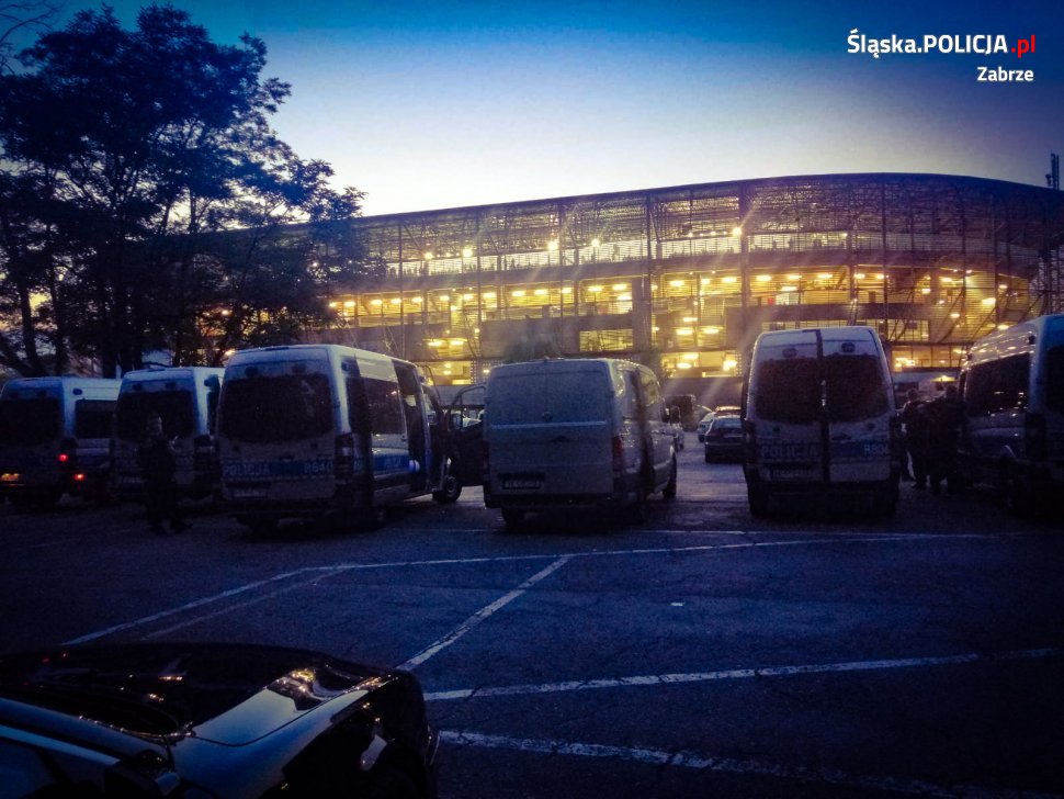 Policjanci z zabrzańskiej komendy zabezpieczali sobotni mecz ekstraklasy