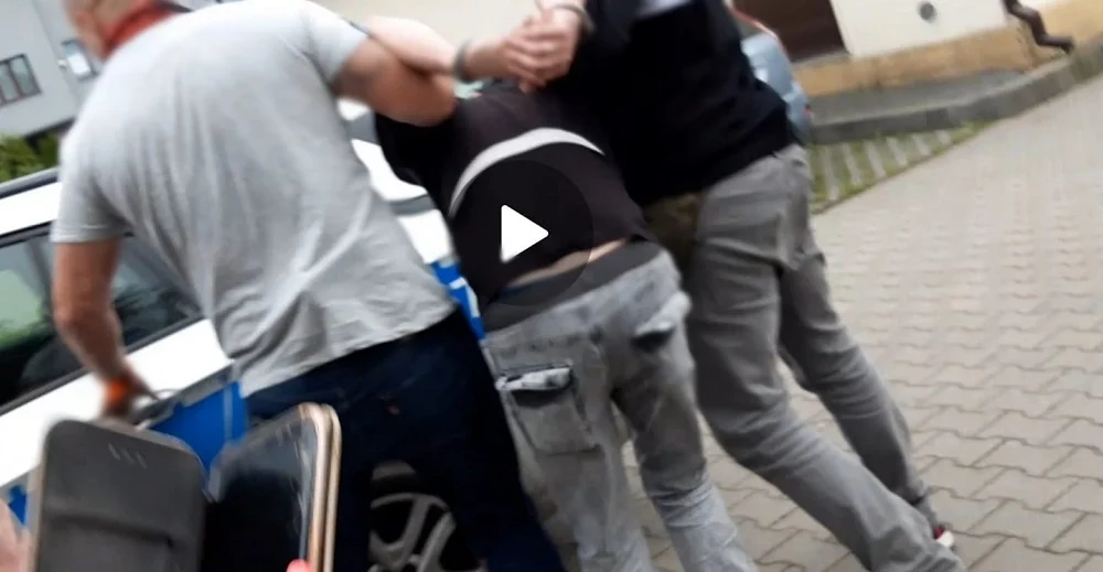 Składał propozycje seksualne 14-latce. Został zatrzymany