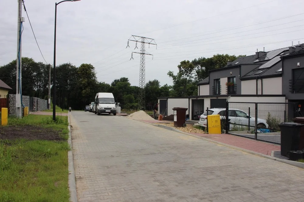 Drogi dojazdowe do domów położonych przy ul. Akacjowej i Leszczynowej gotowe!