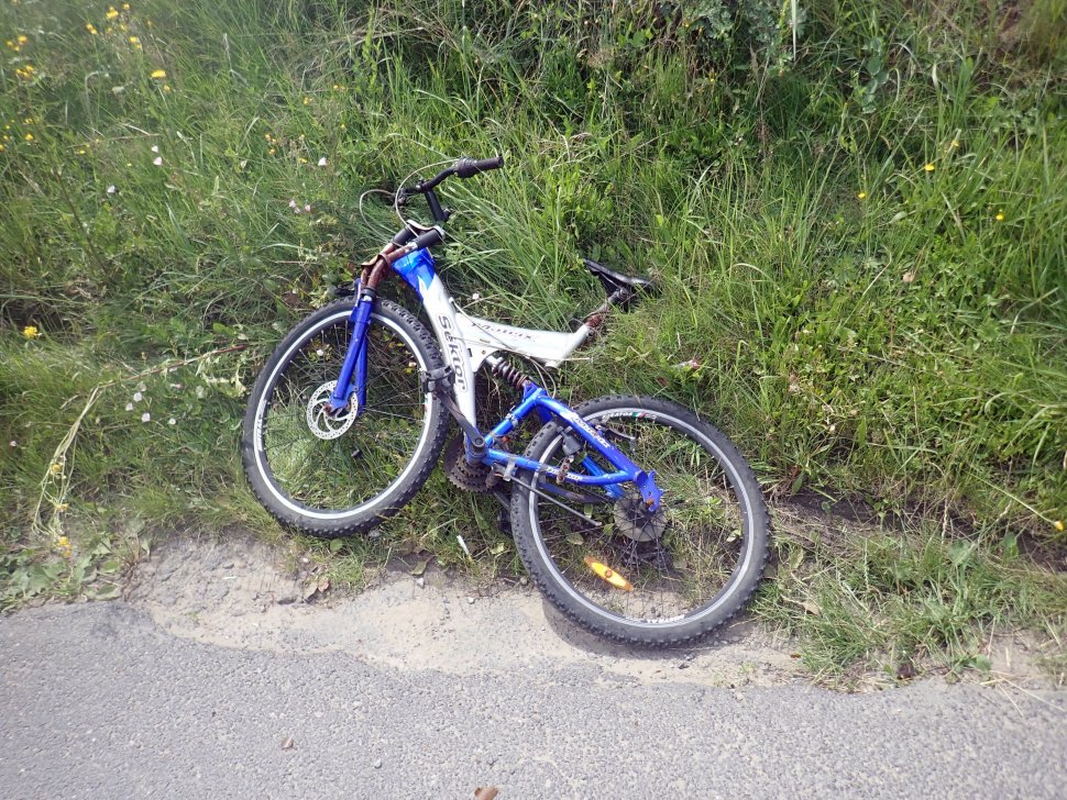 Pijany rowerzysta nie ustąpił pierwszeństwa przejazdu, czym spowodował wypadek