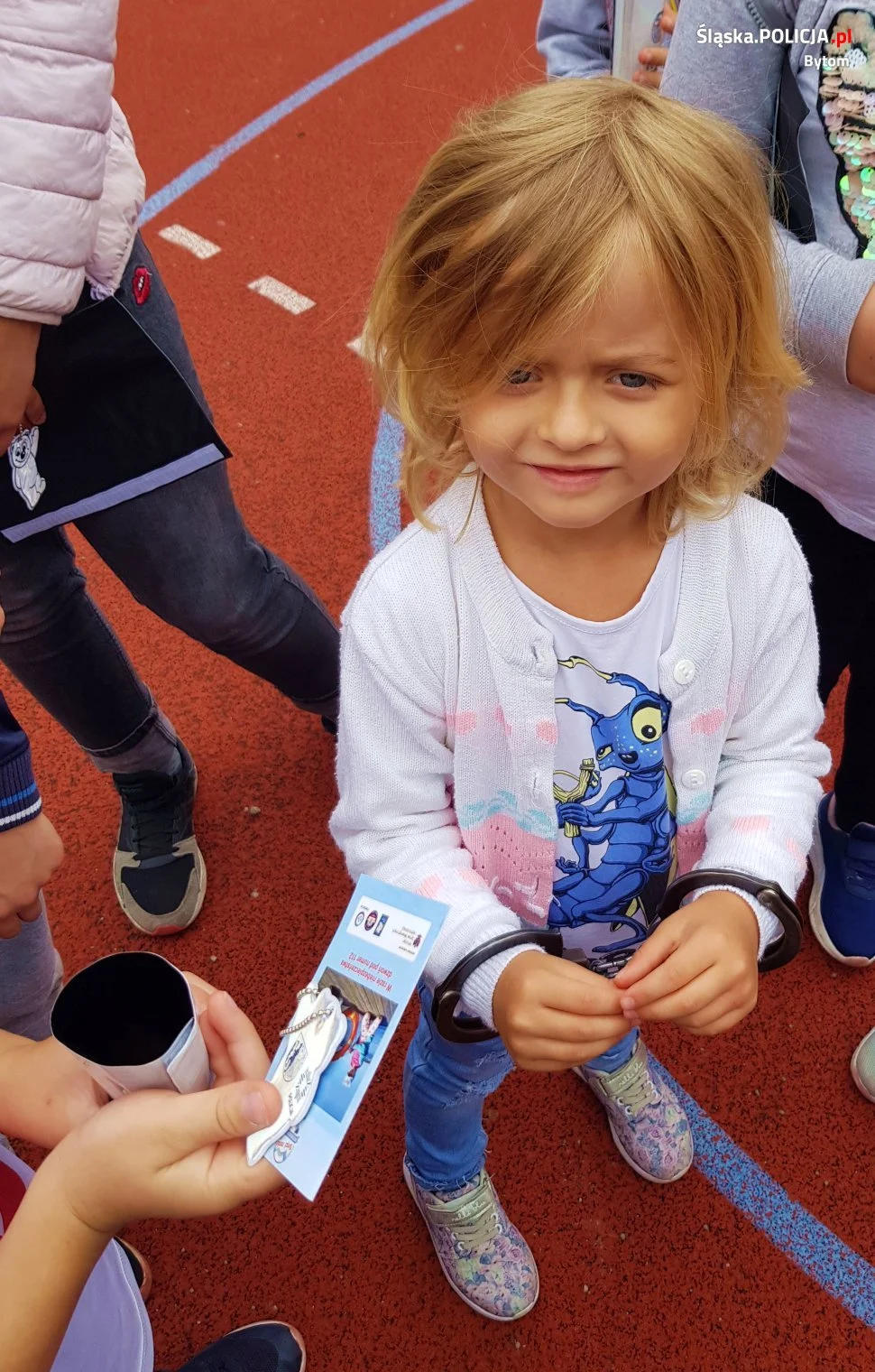Bezpieczne wakacje z bytomskimi policjantami