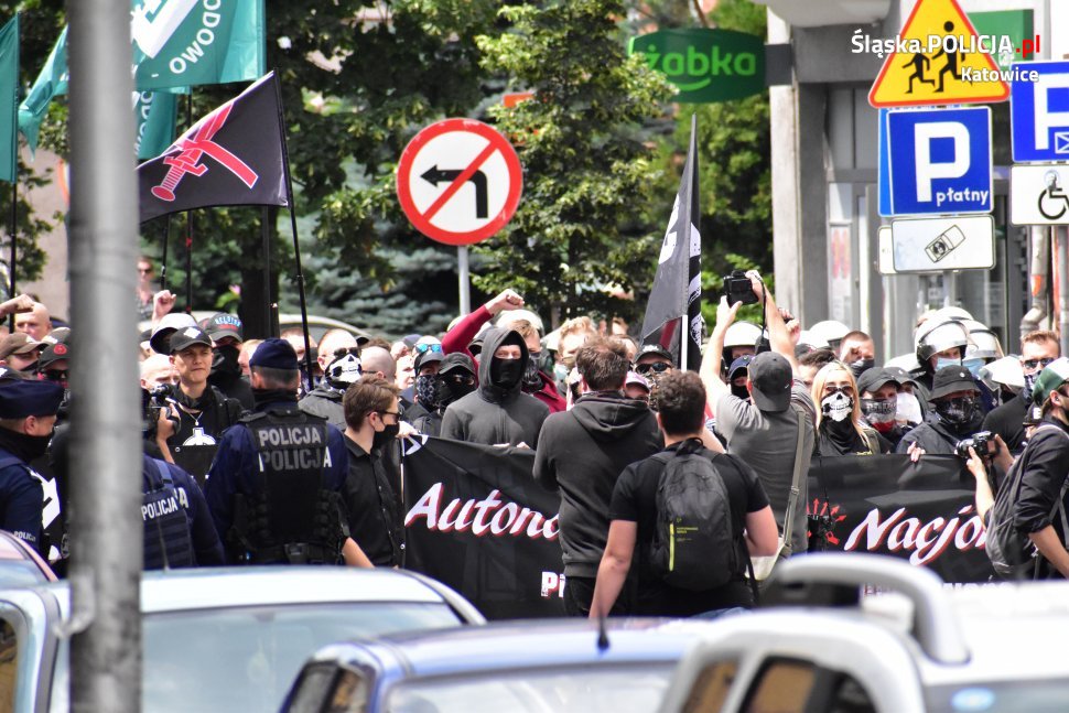 Policjanci zadbali o bezpieczeństwo podczas zgromadzeń w Katowicach!