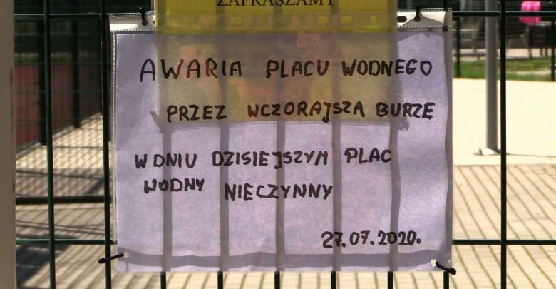 Woda zalała...wodny plac w Katowicach. Ulewa unieruchomiła popularne miejsce zabaw