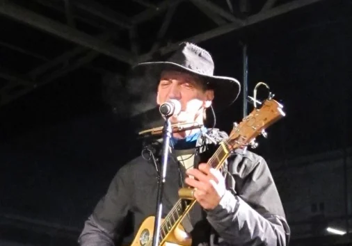 Otwarcie wystawy PlakatFest 2020 oraz koncert -  Marek  Makaron Motyka