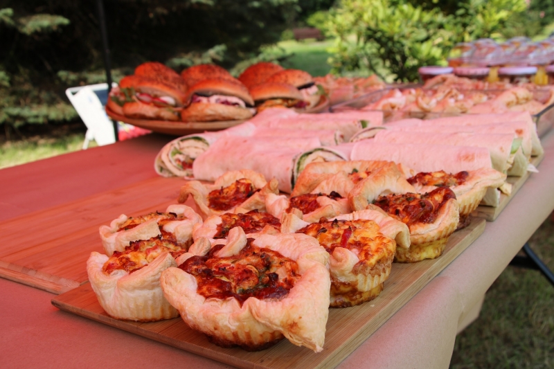 "Śniadania na trawie" wróciły do ogrodu różanego w Parku Śląskim