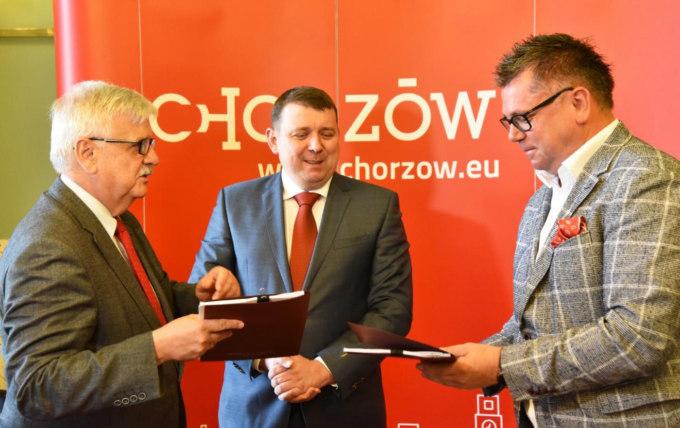 Chorzów: Umowa na przebudowę ul.Powstańców podpisana!