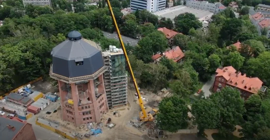 Trwa remont wieży ciśnień przy ul. Zamoyskiego w Zabrzu
