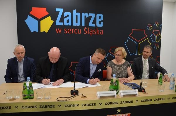 Górnik Zabrze będzie miał nowe boisko treningowe. Dziś podpisano umowę na jego wykonanie