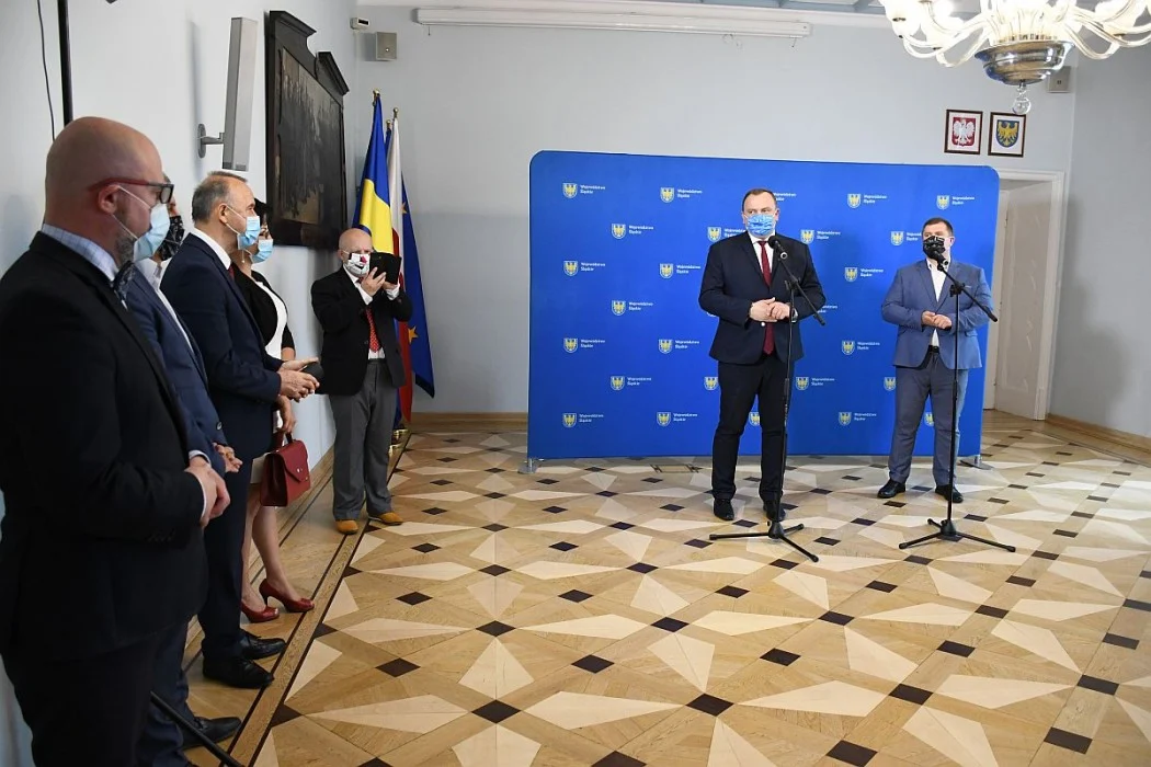 Śląskie inwestuje w rozwój. 43 mln zł ze środków unijnych trafi do gmin w regionie