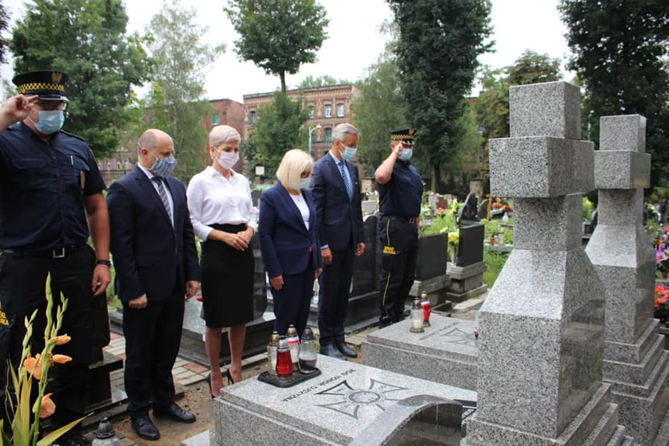 Władze Rudy Śląskiej oddały hołd uczestnikom II Powstania Śląskiego