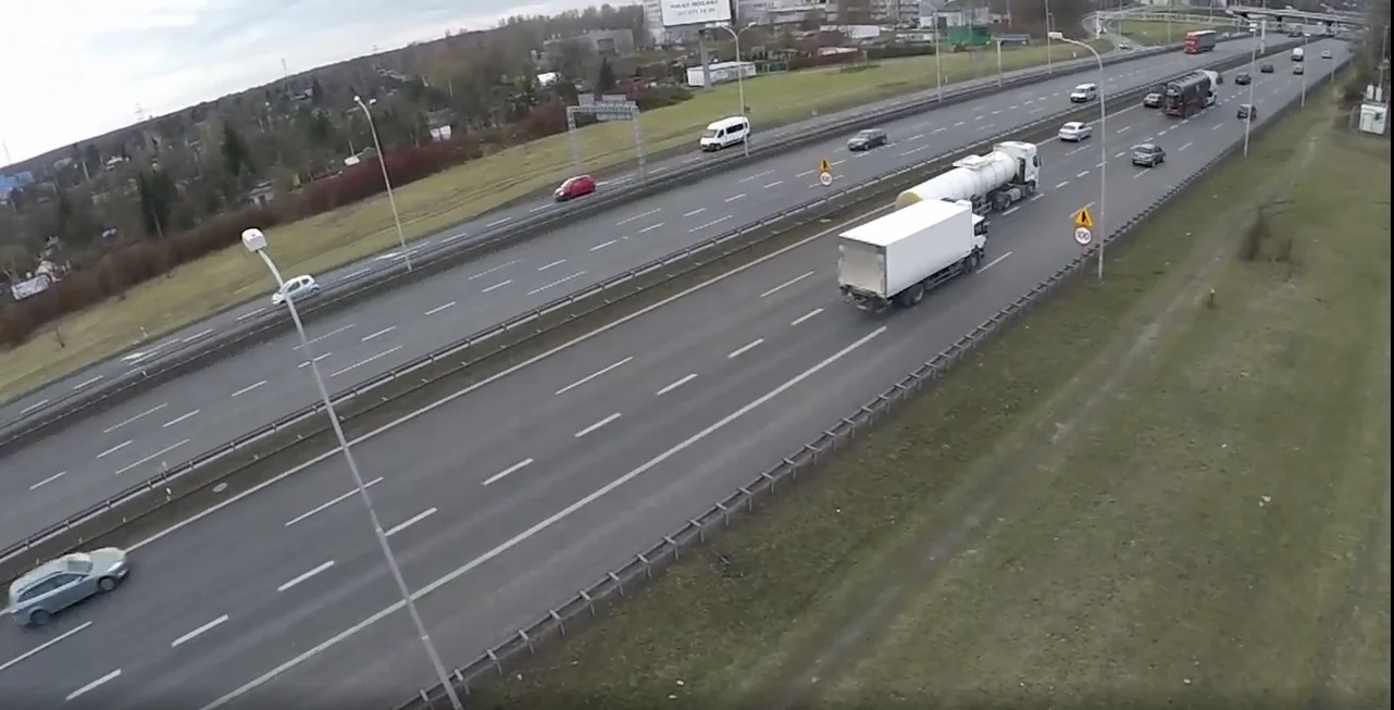 Autostrada - jak zachować się w przypadku kolizji, awarii lub wypadku?