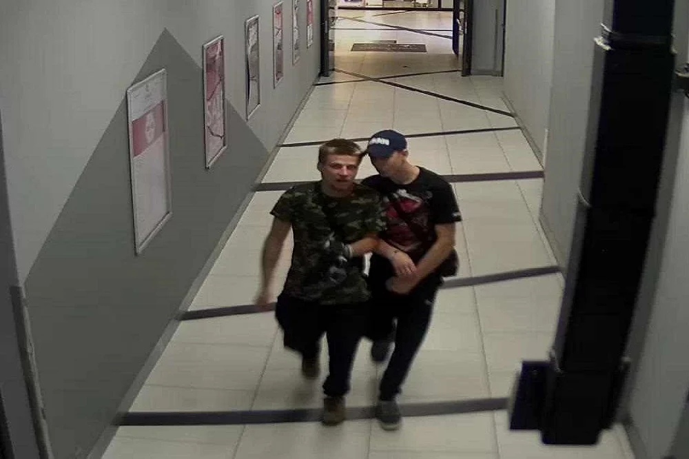 Rozpoznajesz mężczyzn ze zdjęcia?