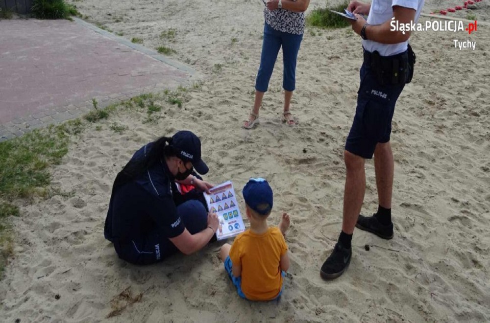 Spotkania profilaktyczne z wypoczywającymi nad wodą