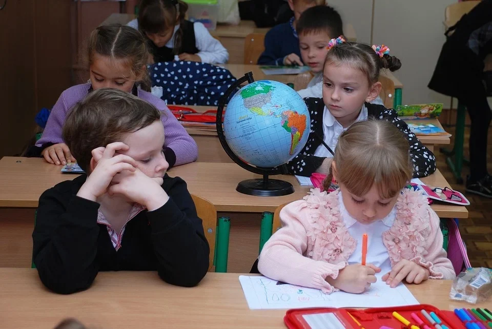 Kalendarz roku szkolnego 2020/2021. Kiedy wypadają dni wolne i ferie dla woj. śląskiego?