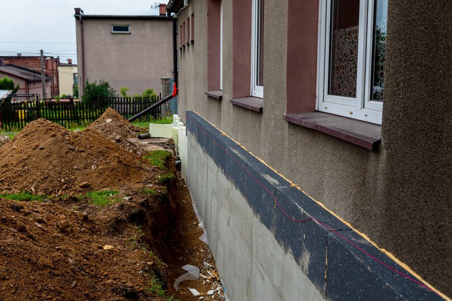 Trwają prace termomodernizacyjne w budynku OSP Sucha Góra w Bytomiu