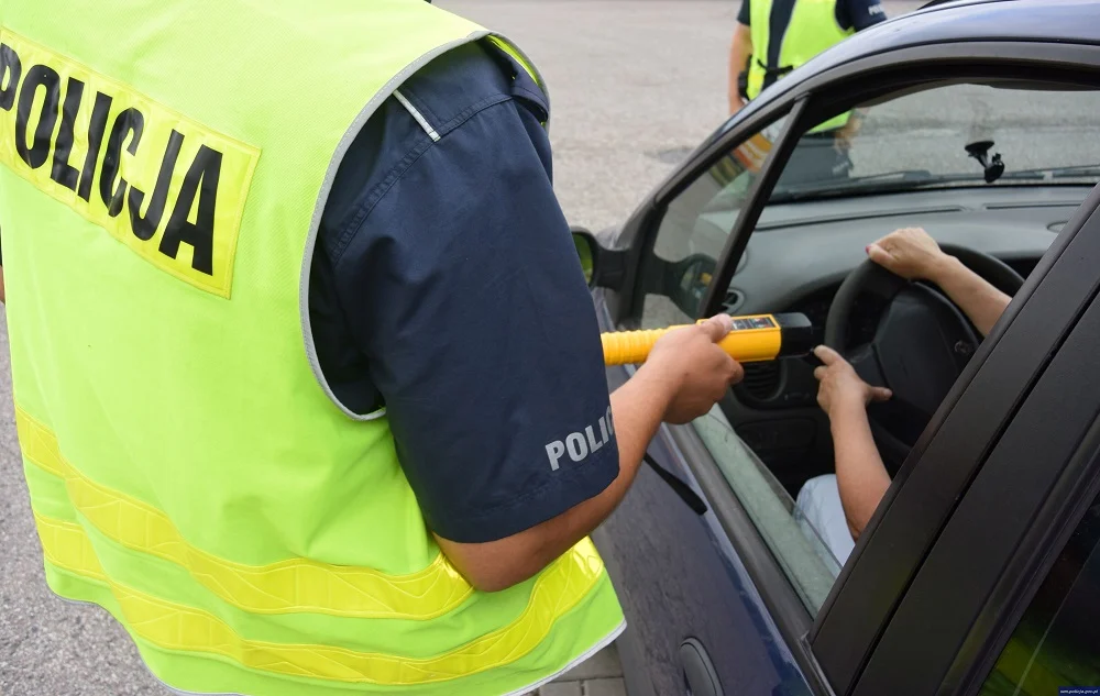 Policjanci w czasie wolnym zatrzymali pijanego kierowcę