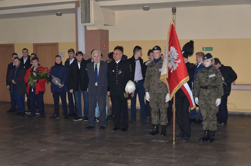 Laboratorium Taurona i stypendyści PGG