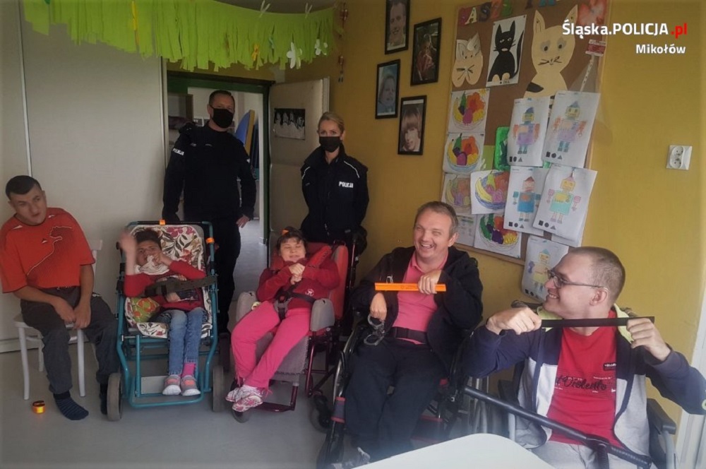 Policjanci spotkali się z podopiecznymi Ośrodka dla Niepełnosprawnych