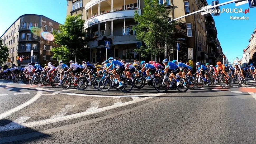 Policjanci zabezpieczali "Tour de Pologne" w Katowicach