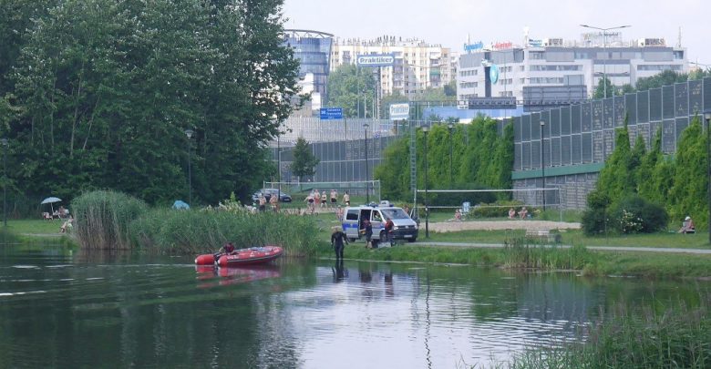 Makabryczne odkrycie w Dolinie Trzech Stawów. W zbiorniku dryfowały zwłoki