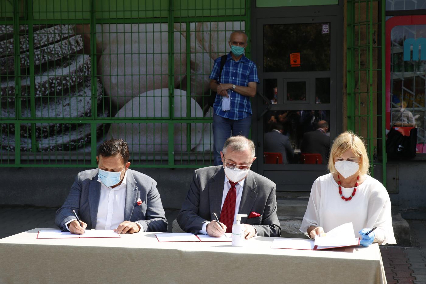 Podpisano umowę na pierwszy sklep socjalny w Katowicach!