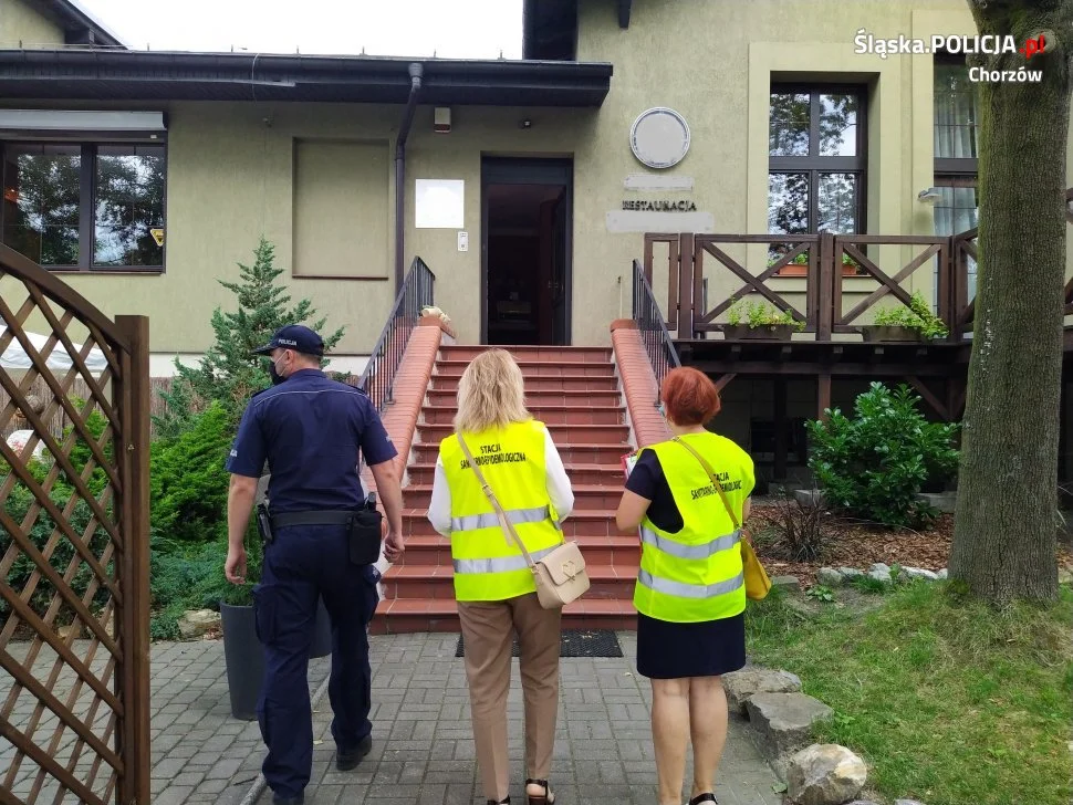 Chorzowscy policjanci działali razem z inspekcją sanitarną