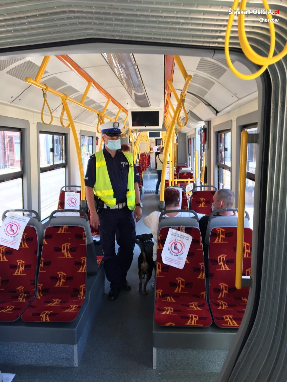 Chorzowscy policjanci działali razem z inspekcją sanitarną