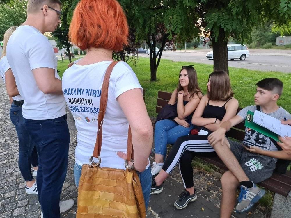 Wakacyjny Patrol - Narkotyki Złudne Szczęście