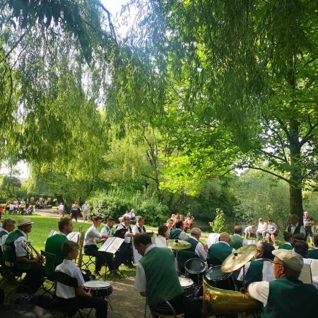 Orkiestra zagrała w Miejskim Ogrodzie Botanicznym w Zabrzu