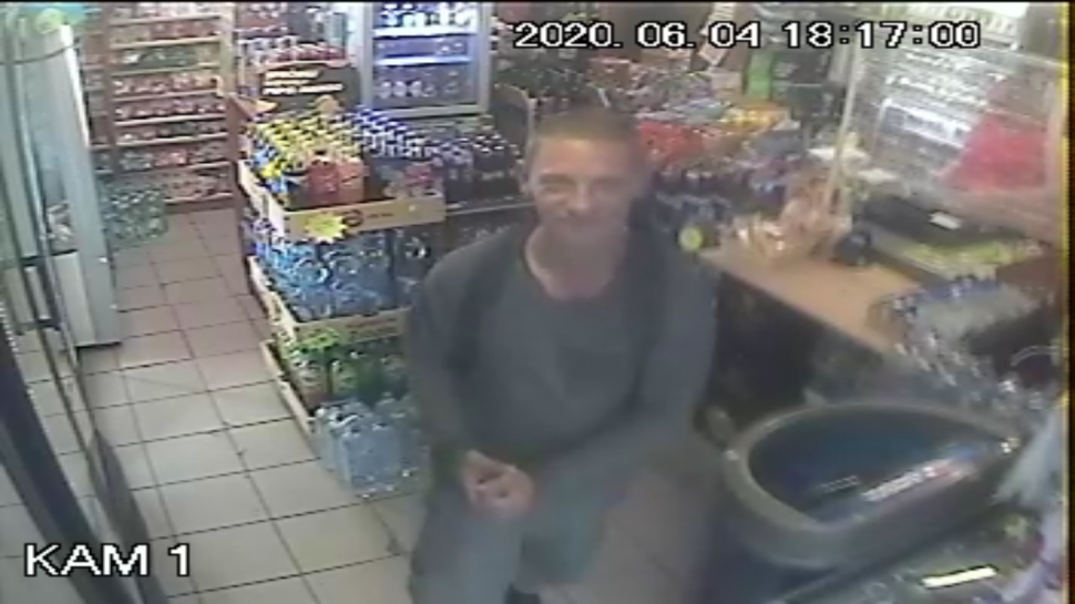 Ten mężczyzna ukradł torebkę. Rozpoznajesz go?