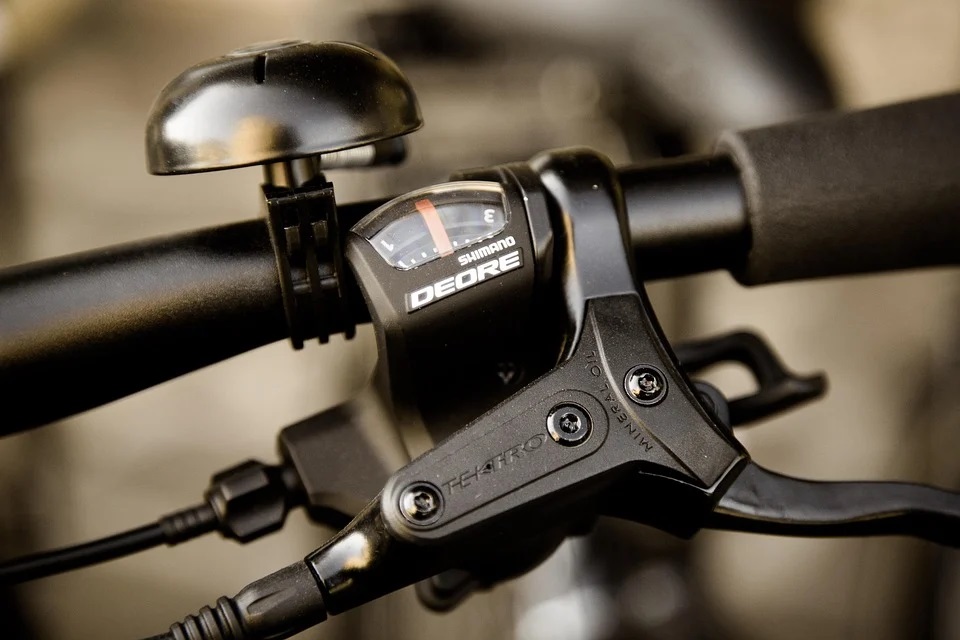 Potrącenie rowerzysty na Dolnym Przedmieściu