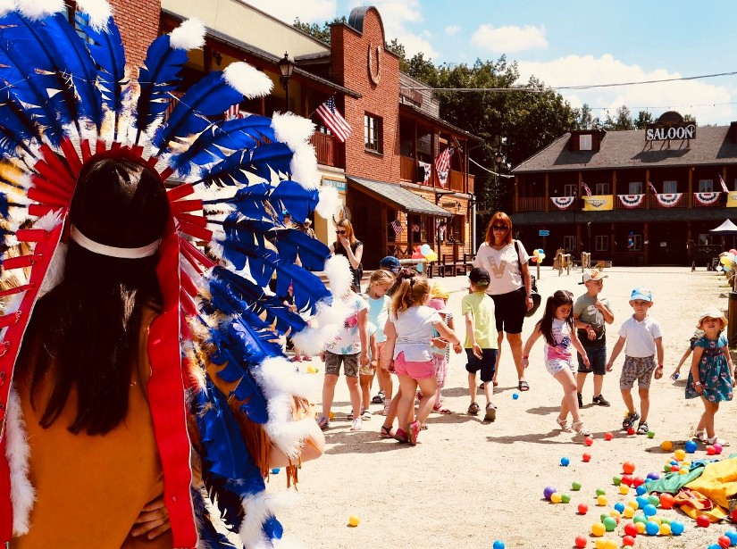 Twinpigs przedłuża wakacje!