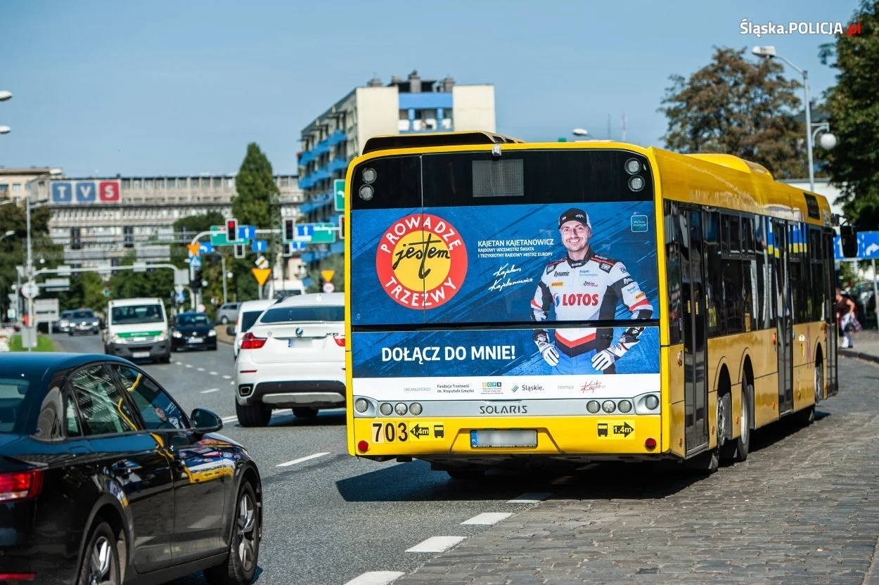"Prowadzę Jestem Trzeźwy" odsłona kampanii śląskiej policji pod hasłem "Dołącz do mnie!"