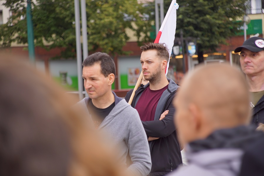 Protest przeciwko m.in. noszeniu maseczek 6