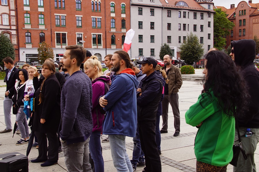 Protest przeciwko m.in. noszeniu maseczek 10