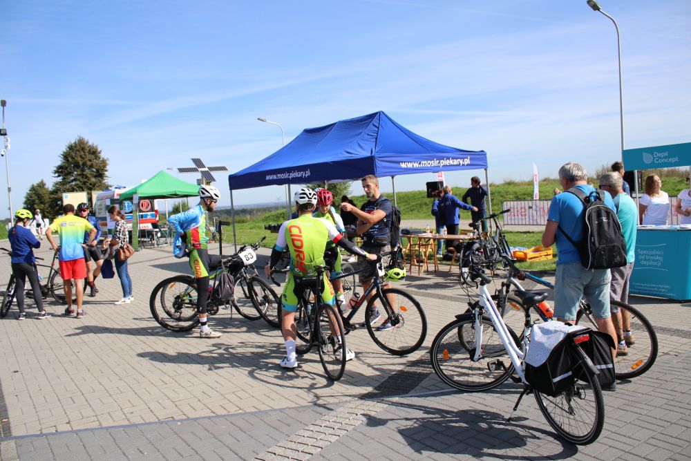 Kolarze opanowali Piekary Śląskie