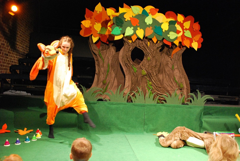 Dom Kultury Chwałowice zaprasza małe dzieci na Teatralny Poranek Najnaja