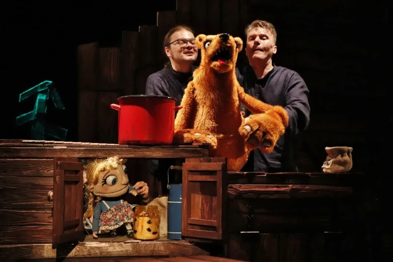 Dom Kultury Chwałowice zaprasza na spektakl "Niedźwiedź i Masza, czyli gdzie moja kasza?"