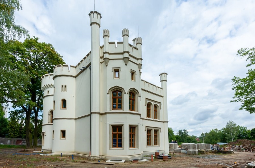 Zwiększony zakres prac w pałacu Tiele-Wincklerów w Bytomiu-Miechowicach
