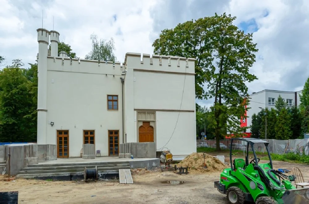 Zwiększony zakres prac w pałacu Tiele-Wincklerów w Bytomiu-Miechowicach